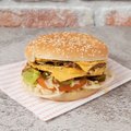 Dubbele samurai burger