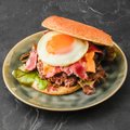 Garlic and egg burger