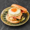 Cowboy chicken burger