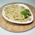 Pasta pollo pesto