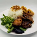 Filipijns adobo schotel met rijst