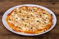 Pizza salmone