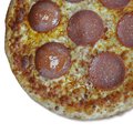 Pizza sucuk