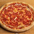 Pizza bolognese