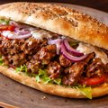 Stokbroodje lamsshoarma ( halal )