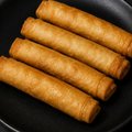 Peynirli Rulo BöRek ( 4 stuks )