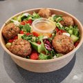Couscous salade falafel