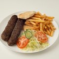 Adana kebab schotel