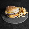 Royal burger menu met ei
