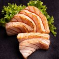 Flambé sashimi zalm