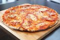 Pizza Tirolese