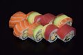Regenboog uramaki