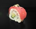 Tonijn outside uramaki