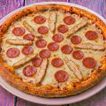 Pizza pepperoni chicken