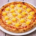 Pizza ananas