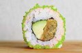 Avocado tuna maki