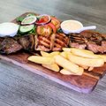 Mixed grill schotel