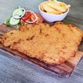 Schnitzel schotel XXL (varkenvlees)
