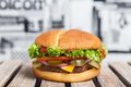 SPICY BEEF BURGER