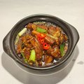 T071.Aubergine met visaroma-saus in claypot / 鱼香茄子煲