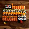 Salmon Box Groot