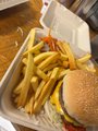 Supermenu Cheeseburger