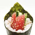 26 Maguro Temaki