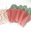 55 Tuna Sashimi (5pcs)