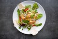 Oosterse salade met garnalen