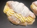 Room croissant
