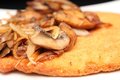 schnitzel champignon & gebakken ui