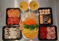 SET 5 JUMBO MIX VAN VLEES & VIS ZEEVRUCHTEN + MIX VAN GROENTEN INCL. SAUZEN EN HELDERE BOUILLON VOOR 2 PERSONEN