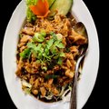 41. Neua phad kratiem phrik thai