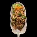 56. Kao Phad kip/varkens/beef (evt, vega)