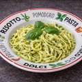 Pasta pesto