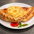Calzone di pasta borromea