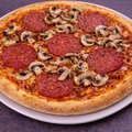 Pizza vesuvio