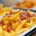 Frites met Kaassaus en Bacon (rund)