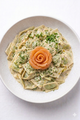 La raviole francaise met salmon