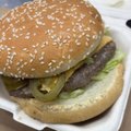 Hamburger jalapeños en cheese halal