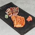 Seared sashimi mix