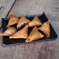Mini samosas