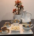 Traditionele koffie uit Eritrea en Ethiopie met seramik jebena