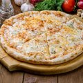 Pizza 3 soorten kaas