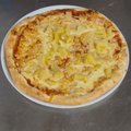 Pizza ananas