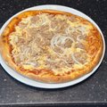 Pizza tonno