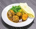 Roti Kip Kerrie / Roti Plate Chicken Curry and Vegetables
