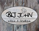 Bij John eten en drinken