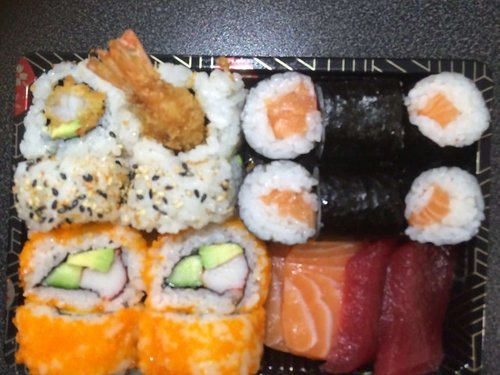 Sushi en sashimi mix (1 persoon) 18 stuks